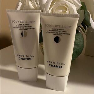 CHANEL Body Excellence Hand Cream - Cream